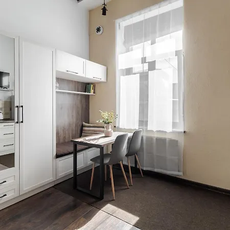 Inshiapartments On Slovatskoho Str Lviv Exterior photo
