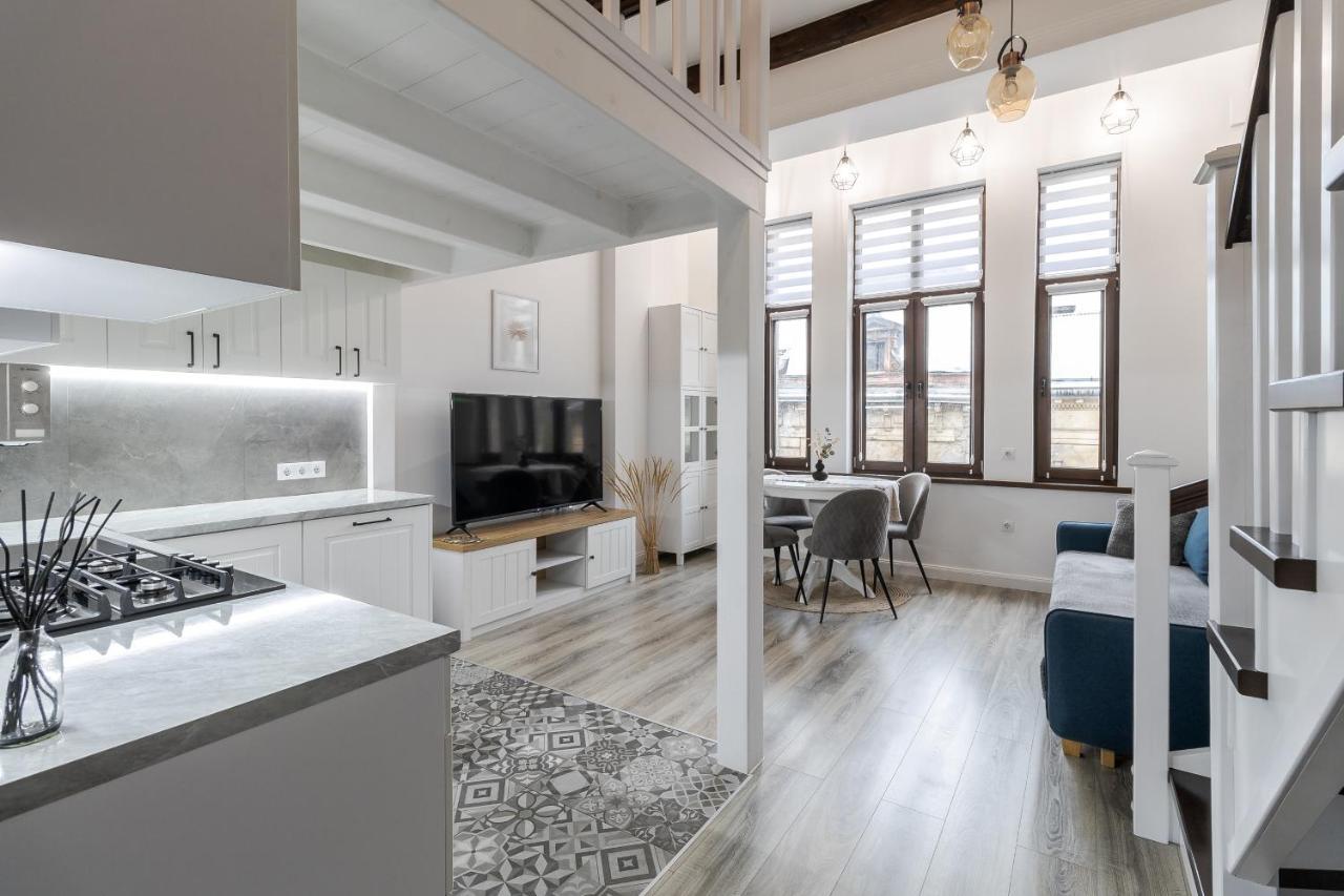 Inshiapartments On Slovatskoho Str *