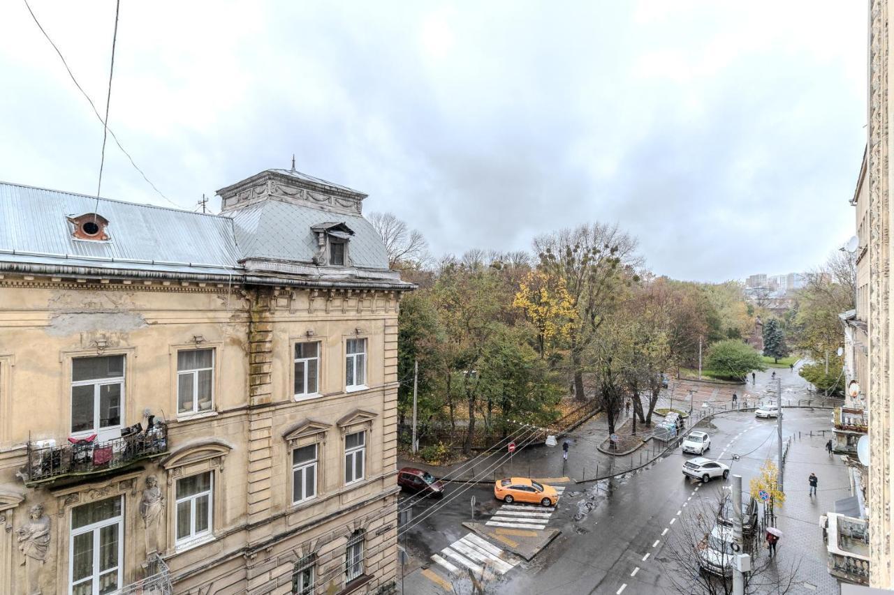 Apartment Inshiapartments On Slovatskoho Str Lviv